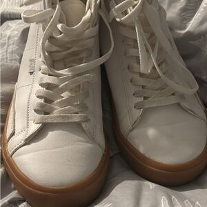 Lugz White and Tan Sneakers Classic Design